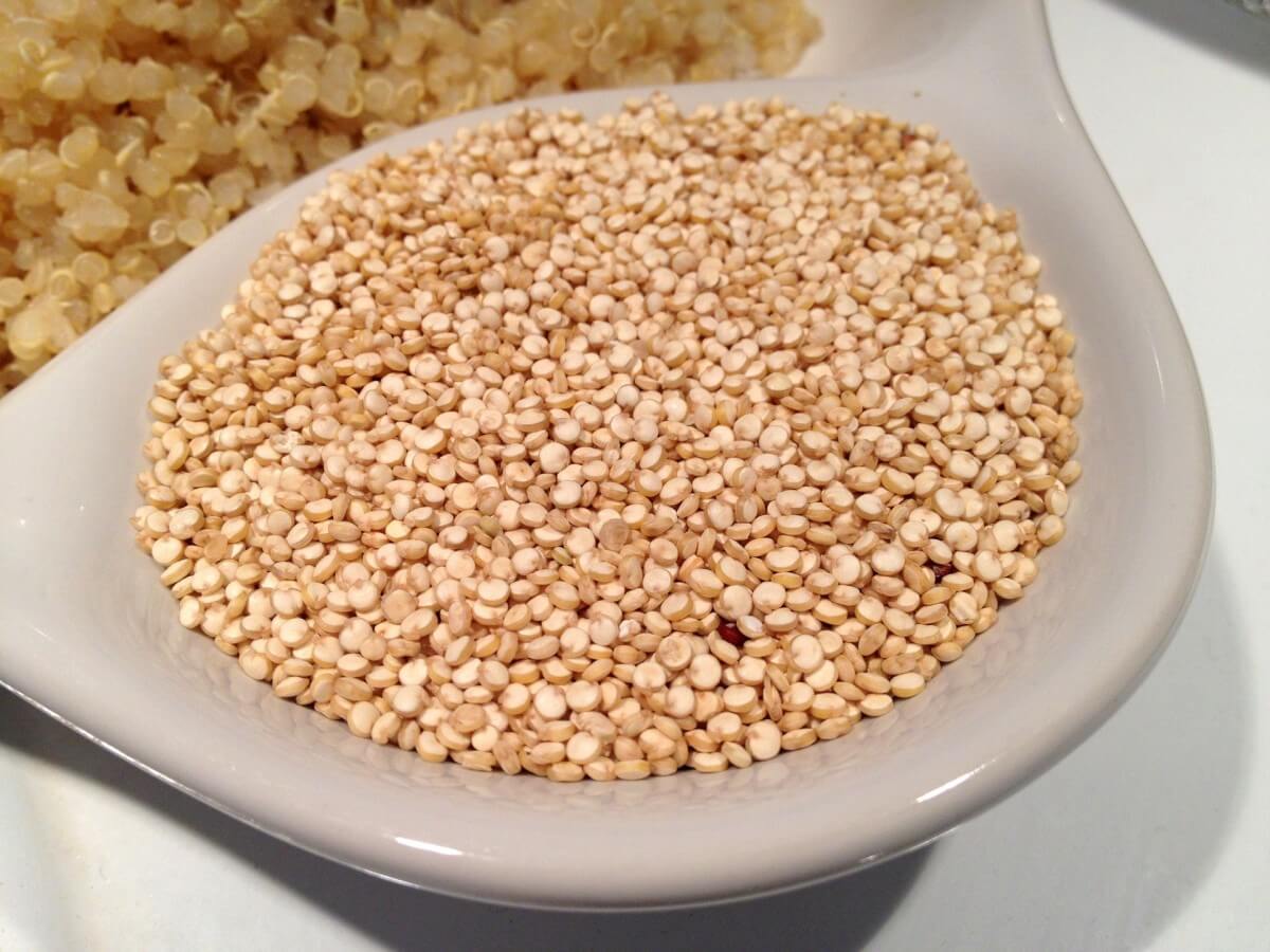 Quinoa: proprietà, valori nutrizionali, calorie